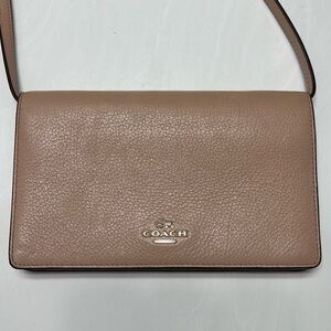 Beige Coach clutch